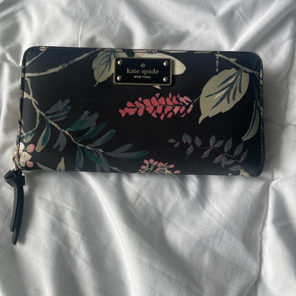 Kate Spade Black Floral Women's Wallet